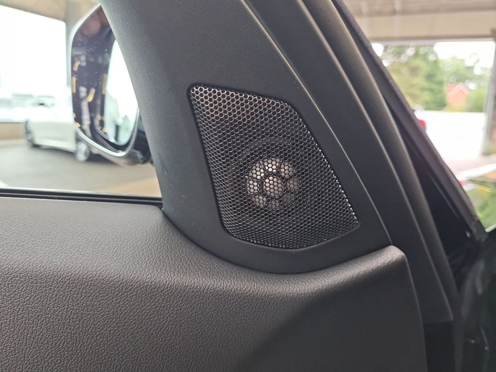 BMW 330 d xDrive Touring M-Sport HK HiFi DAB Pano AHK