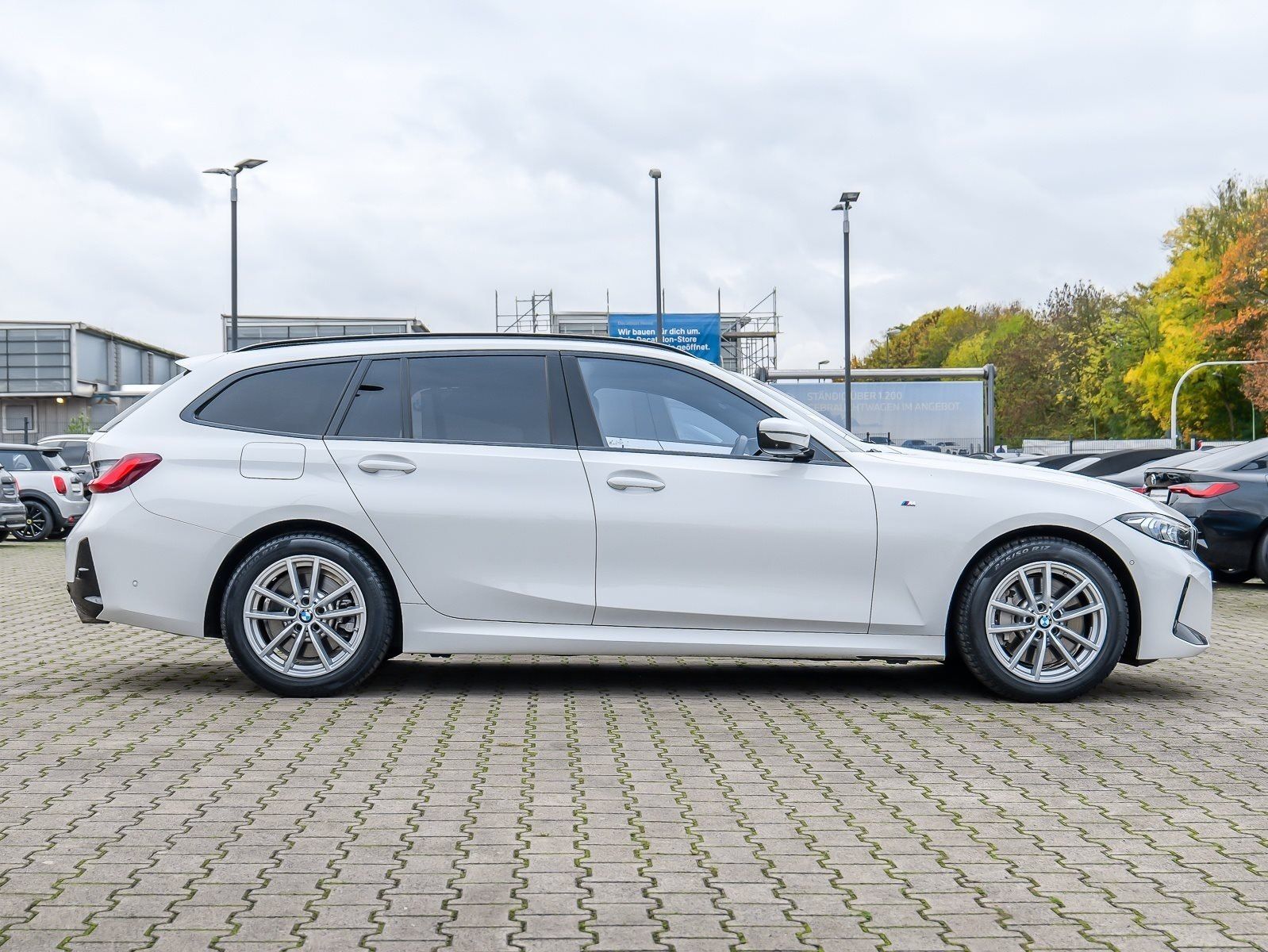 BMW 330 - Bild 3