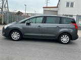 Peugeot 5008 1.6 BEnzin Premium  Panoramadach - Peugeot 5008 in Düsseldorf