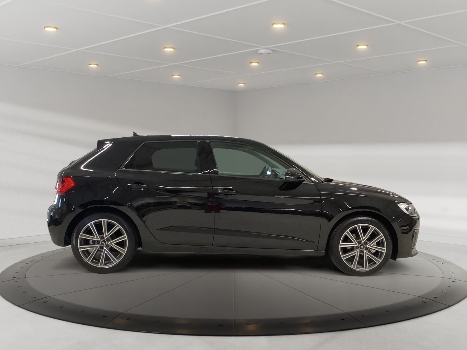 A1 Sportback Advanced 30 TFSI S tronic,Navi Plus