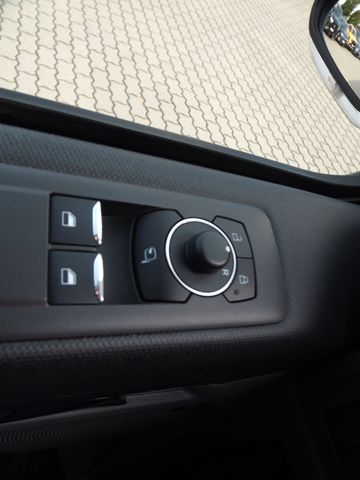 Tourneo Custom Bus Plug-in Hybrid 340 L2 Tourneo