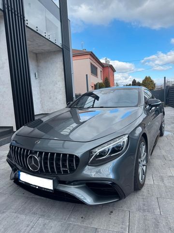 Mercedes-Benz S 63 AMG S -Klasse Coupe S 63 AMG 4Matic+