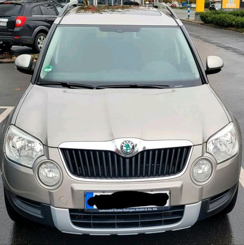 Skoda Yeti 1.4 TSI Schiebe/Panoramadach/SHZ/Temp...