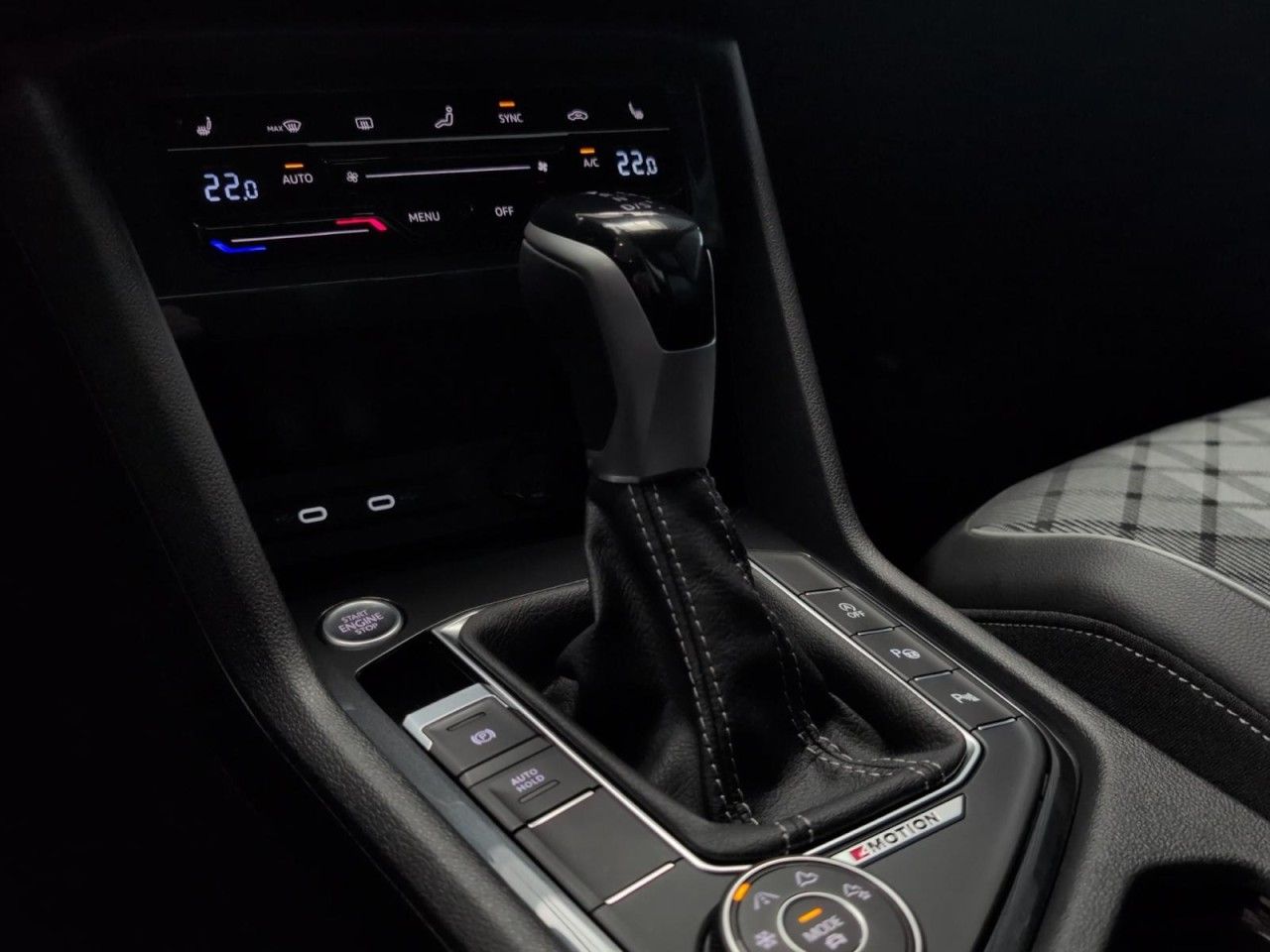 Tiguan R-Line 2.0 TSI DSG 4MOTION Klima Navi