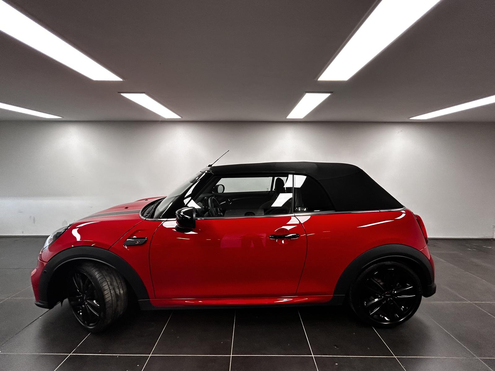 MINI Cooper S Cabrio JCW Trim DAB LED RFK Navi Komfor