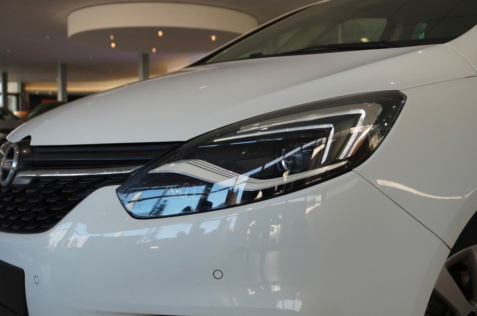 Fahrzeugabbildung Opel Zafira C 1.4T INNOV. 7-SITZ NAVI/LED/KAMERA/AHK