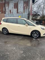 Opel Zafira Tourer - Opel Zafira Tourer Kombi Gebrauchtwagen