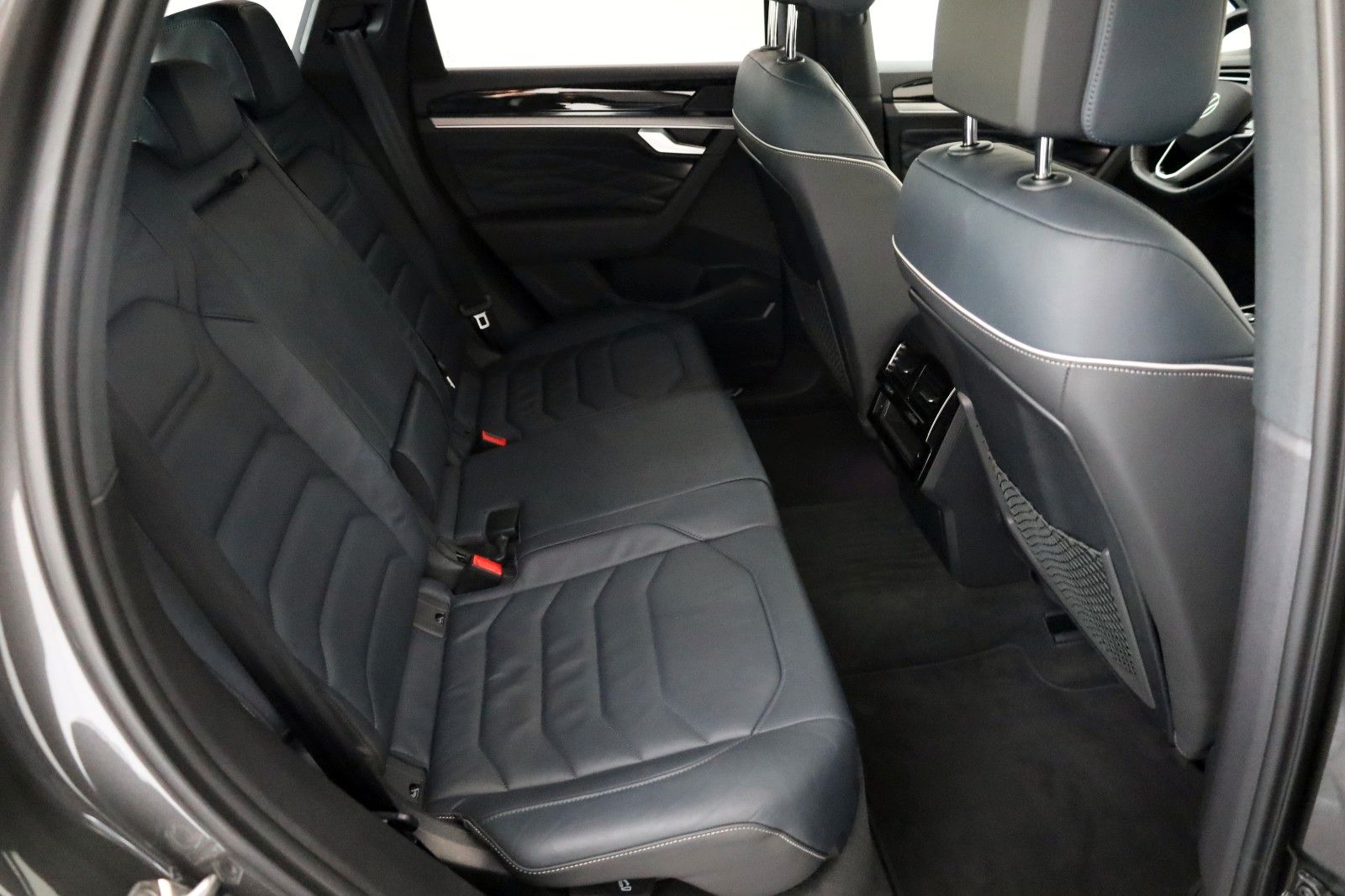 Fahrzeugabbildung Volkswagen Touareg Elegance 4M Leder,Navi,Panorama,Luftfed.