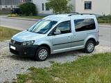 Volkswagen Caddy 3 2,0 TDI 4 Motion Allrad - Volkswagen Caddy aus 2011: 4motion