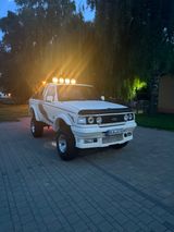 Ford Ranger Oldtimer 2. Gen  - Ford Ranger mit Benzin-Antrieb