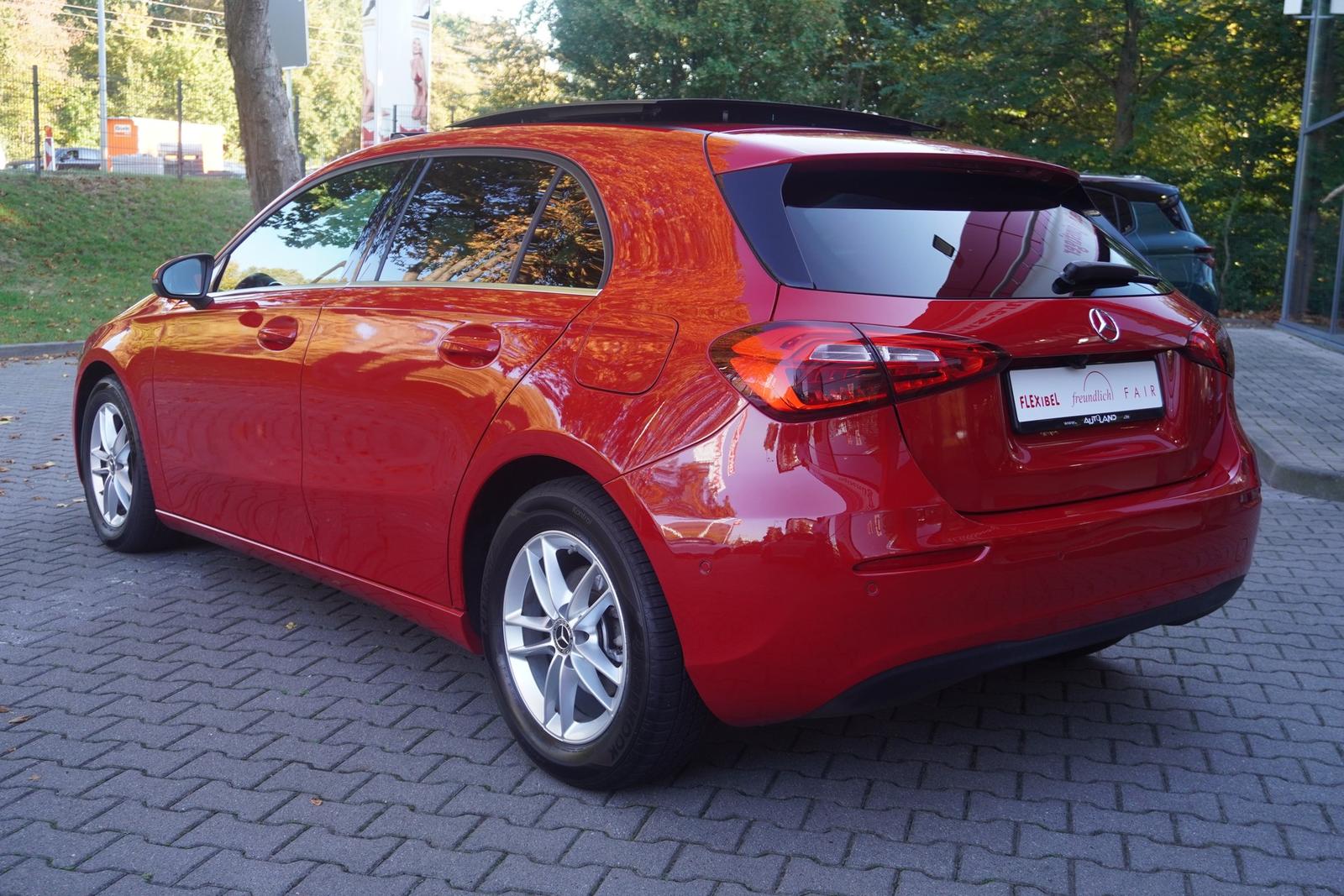Mercedes-Benz A200 Progressive Navi Panorama Android Apple PDC
