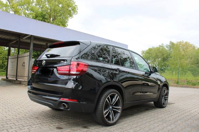 BMW BMW X5 xDrive30d | Vollleder | Navi | AHK ...