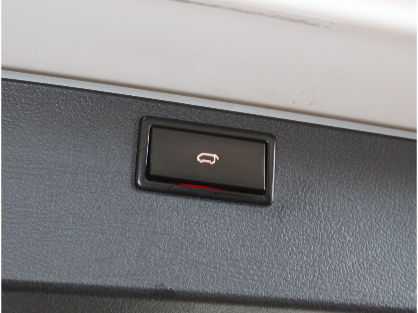 Fahrzeugabbildung Volkswagen T6 Multivan Bus Generation Six 4Motion 2.0 TDI