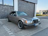 Mercedes-Benz Mercedes 230E Coupe W124 - Automatik - H-K... - Mercedes-Benz 230 in Duisburg