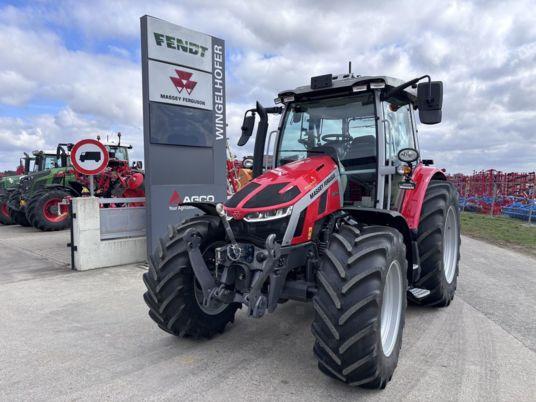 Massey Ferguson MF 5S.145