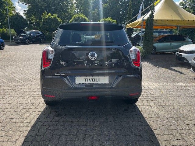 Ssangyong TIVOLI AMBER 1,5