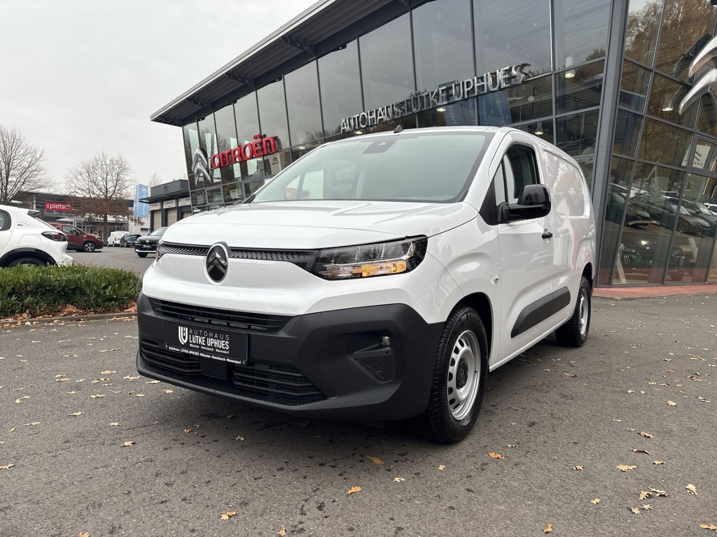 Fahrzeugabbildung Citroën Berlingo KW L2 1.5 BlueHDI 130 S&S SHZ LED DAB