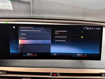 صورة مصغرة 27 لـ 2022 BMW IX