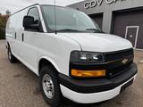 Chevrolet Express 6.6 l benzine - weiße Chevrolet Express
