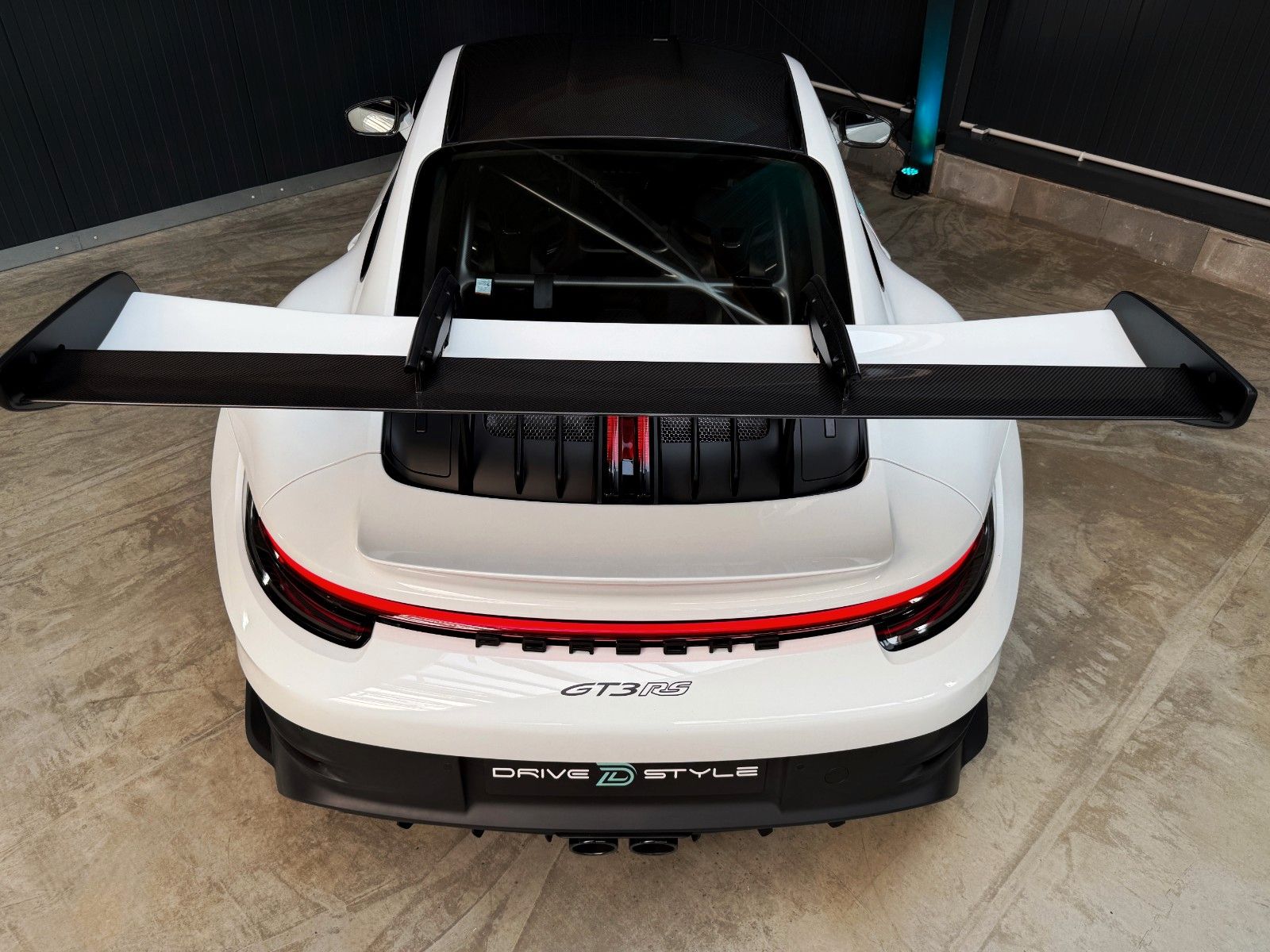 Fahrzeugabbildung Porsche 992 GT3RS + Weissach + PCCB + Clubsport + Magnes