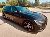 BMW 320d xDrive Touring M Sport Auto M Sport - BMW 320 mit Diesel-Antrieb: Leder, Allradantrieb, Kombi, Automatik, 320d Xdrive