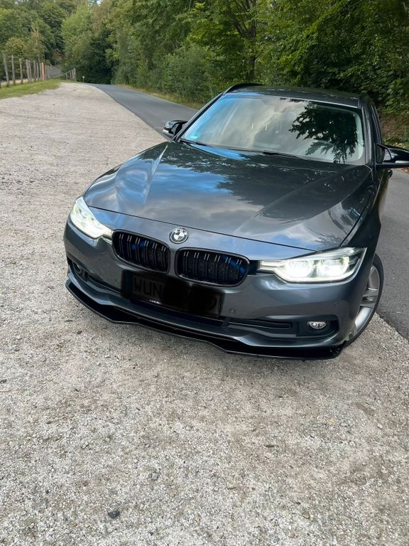 Image of BMW 320