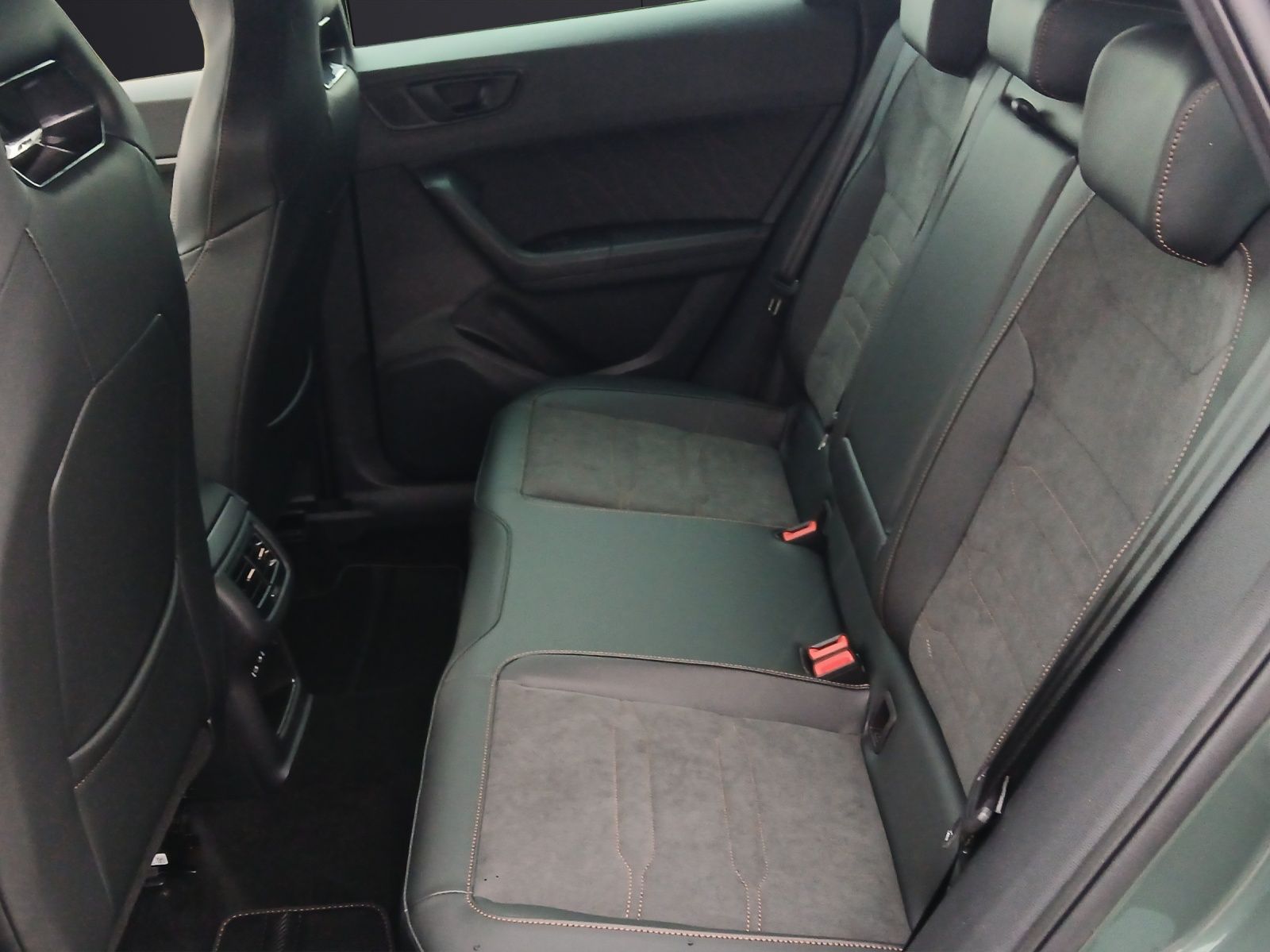 Fahrzeugabbildung CUPRA Ateca VZ 4Drive 2.0 TSI AHK Keyless Kamera