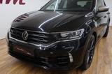 Volkswagen T-Roc R 4Motion/19Zoll/Panod/LED/Leder/AHK/Navi - Volkswagen T-Roc mit Benzin-Antrieb: Limousine