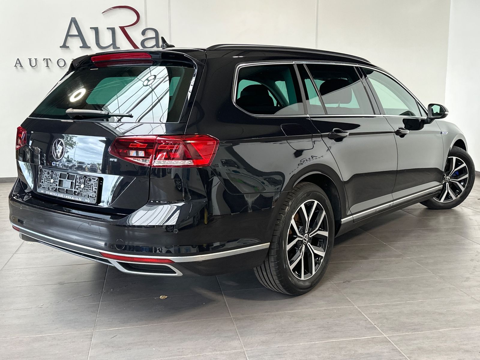 Fahrzeugabbildung Volkswagen Passat Variant GTE NAV+LED+ACC+AHK+17ZOLL+KAMERA