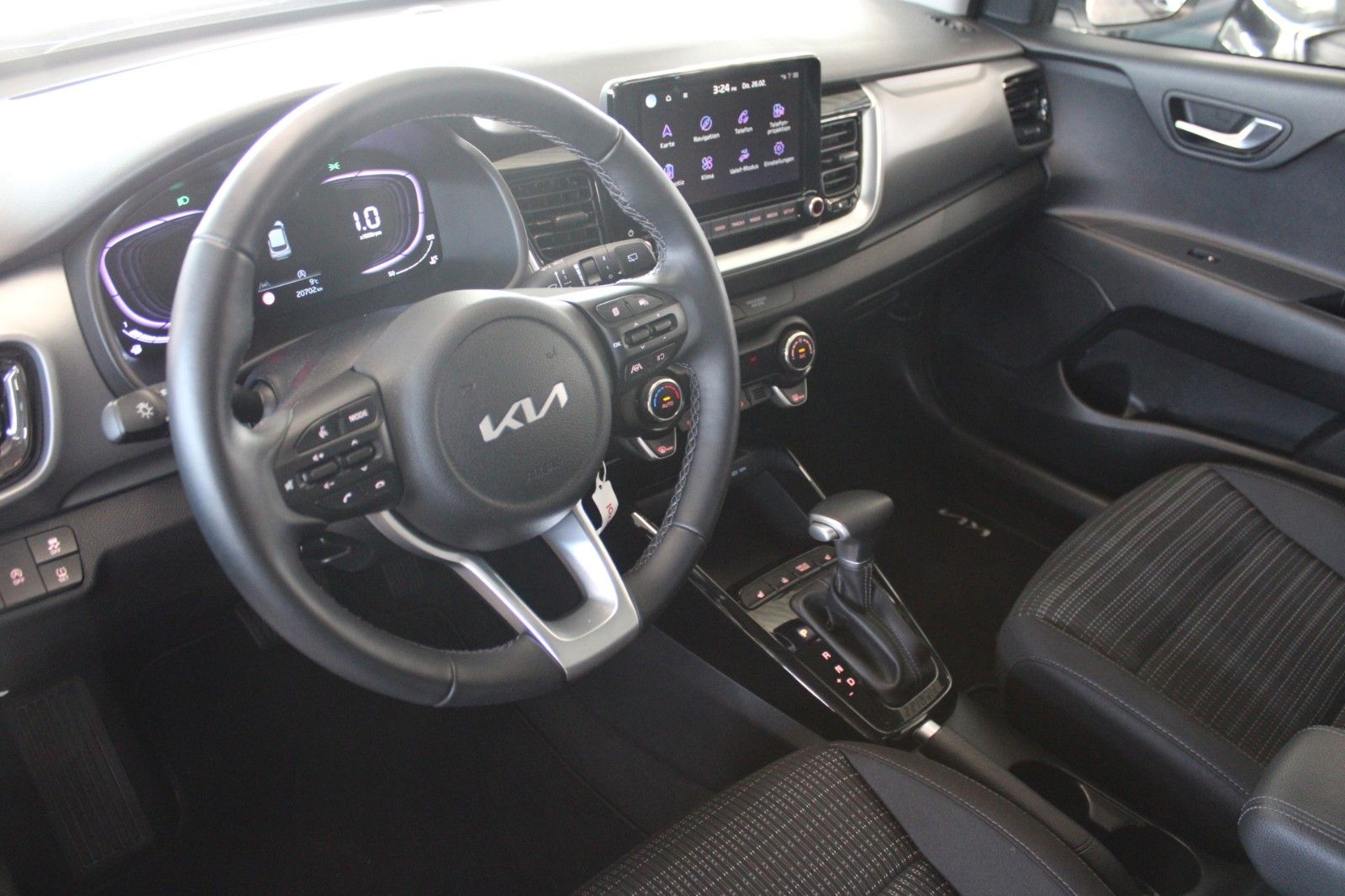 Fahrzeugabbildung Kia Stonic Vision Aut. NAVI DAB SHZ LHZ CAM uvm.