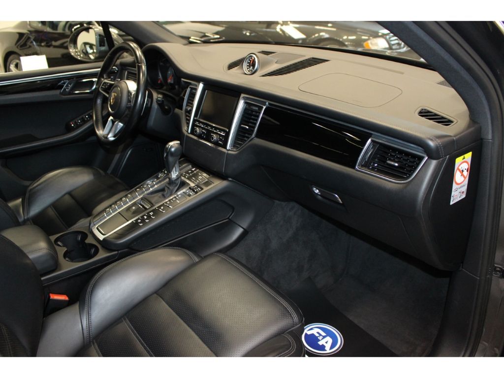 Fahrzeugabbildung Porsche Macan S Diesel Sport Chrono 2.Hand*Pano*Bose