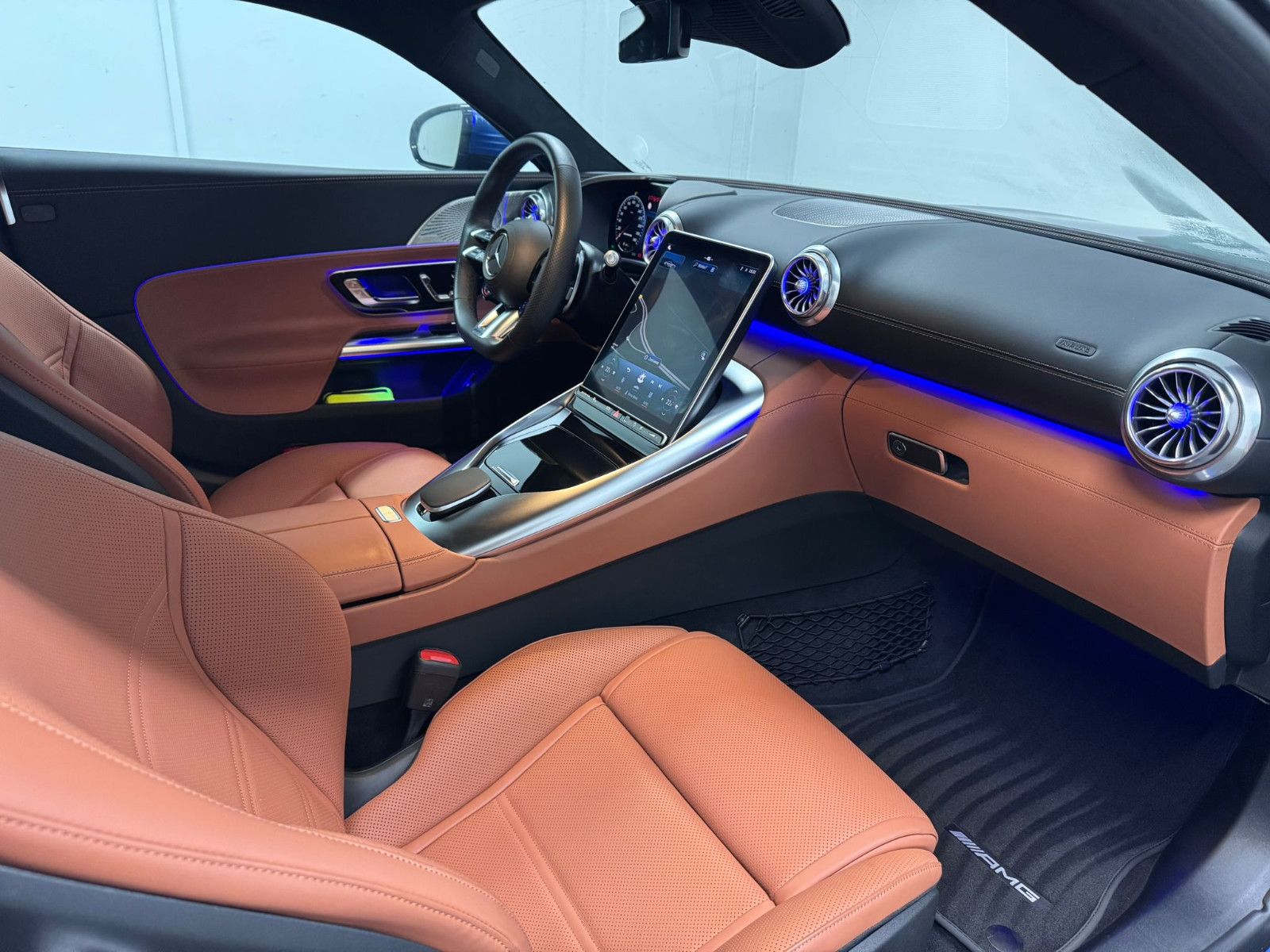 Fahrzeugabbildung Mercedes-Benz GT 63 4MATIC+ *LIFTSYSTEM*HEADUP*MANUFAKTUR*