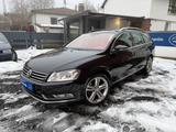 Volkswagen Passat Variant Highline DSG PANO BI-XENON LEDER - gebrauchte VW Passat Variant aus dem Jahr 2013