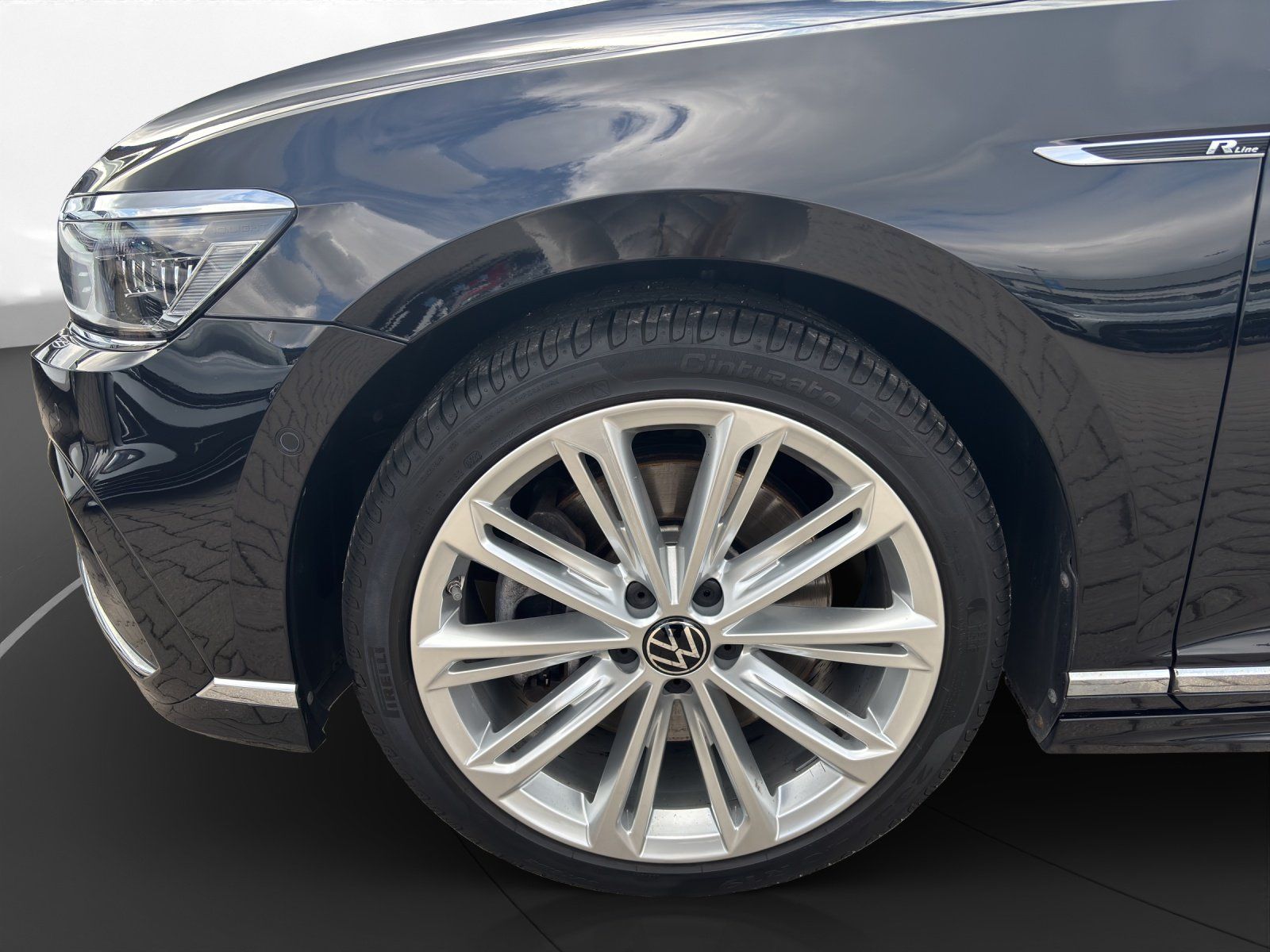 Volkswagen Passat Variant - Bild 16