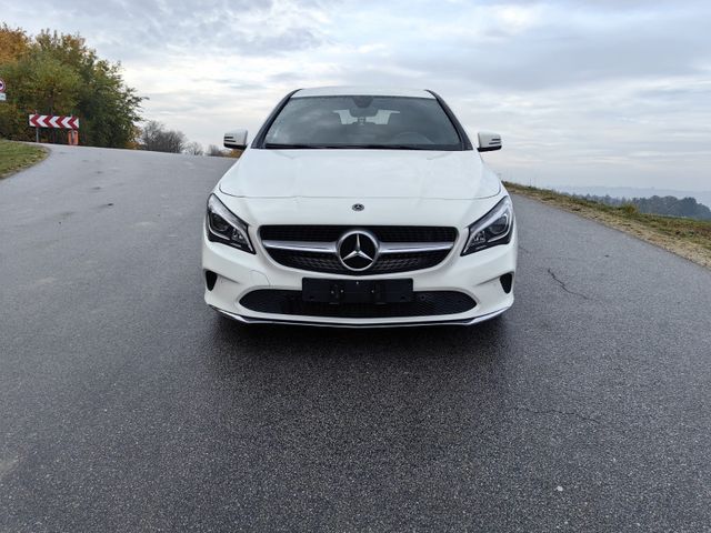 MERCEDES-BENZ CLA 220 d Shooting Brake CDI