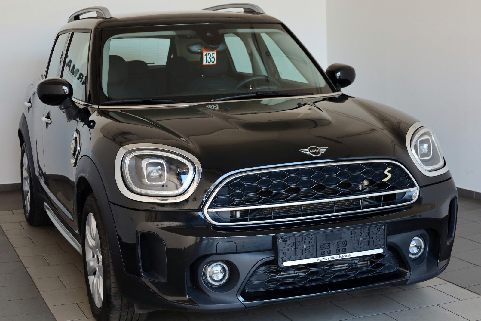 Fahrzeugabbildung MINI Countryman Cooper SE Essential Trim All4,ACC,Nav