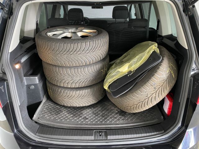 Touran Highline 2.0 l TDI SHZ+KLIMAAUTO