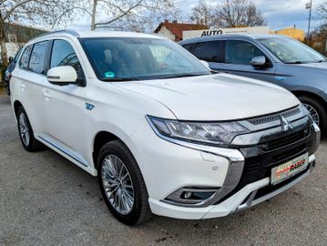 MITSUBISHI Plug-in Hybrid Outlander Plus Spirit
