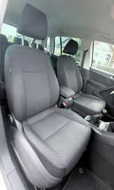Volkswagen Tiguan - 12