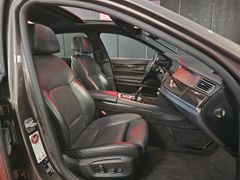 Fahrzeugabbildung BMW 740d xDrive (ACC/HUD/SOFT/CAM/LOGIC7/LED/SZ-LÜFT