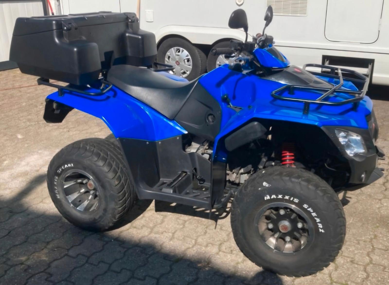 Kymco  2015 — rear view