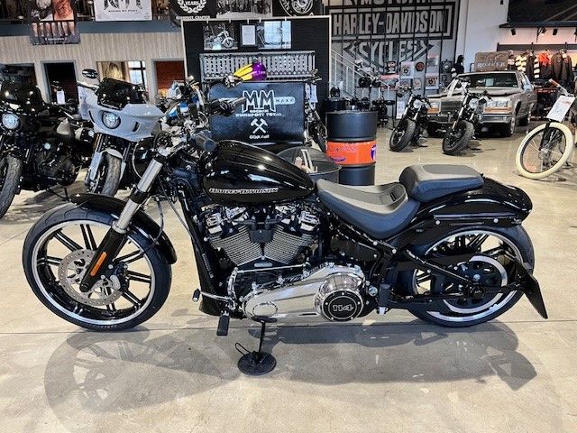 Fahrzeugabbildung Harley-Davidson FXBRS  Breakout 114 CUI mit Kesstech Auspuff