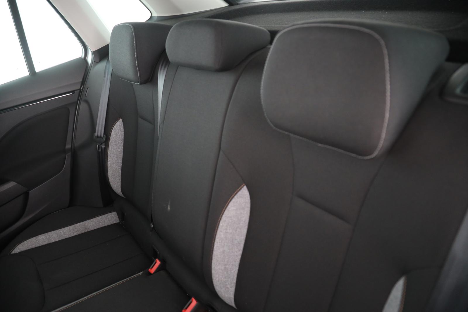 Skoda Kamiq 1.5 TSI DSG TOUR | LED | AHK | SITZH. |