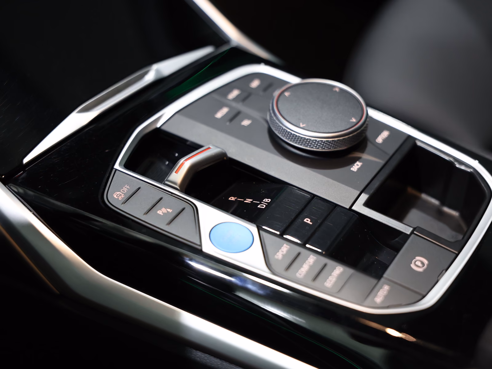 BMW i4 40 eDrive 100% HARMAN/KARDON, LEDER, HEAD-UP, миниатюра 15