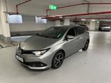 Toyota Auris 1.8 Hybrid Benzin/Elektro - Toyota Auris in Oberhausen