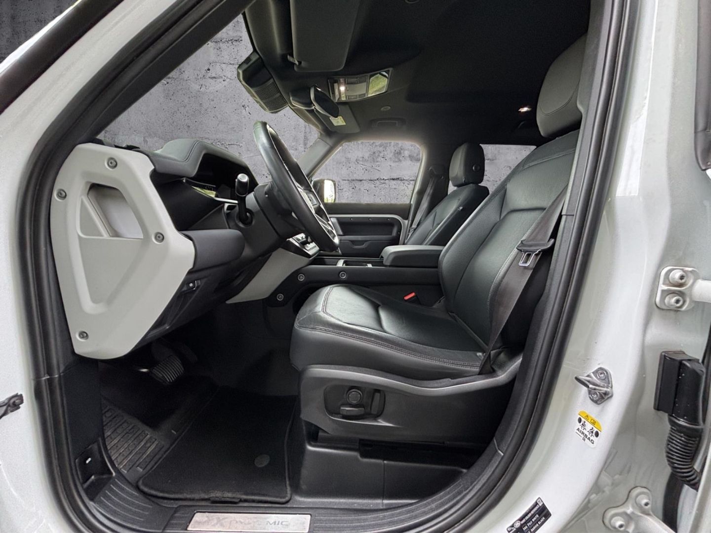 Land Rover Defender 110 D200 AWD X-Dynamic SE foto 10