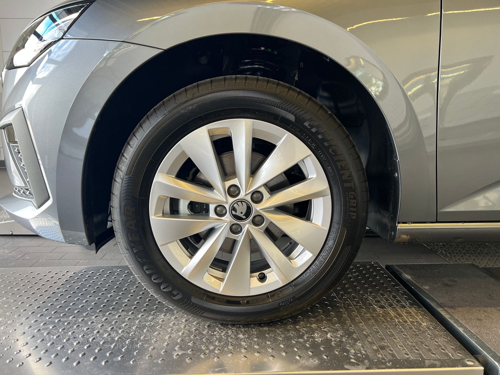 Fahrzeugabbildung SKODA Scala Selection 1.0 TSI DSG *LED, ACC, Kamera, 1