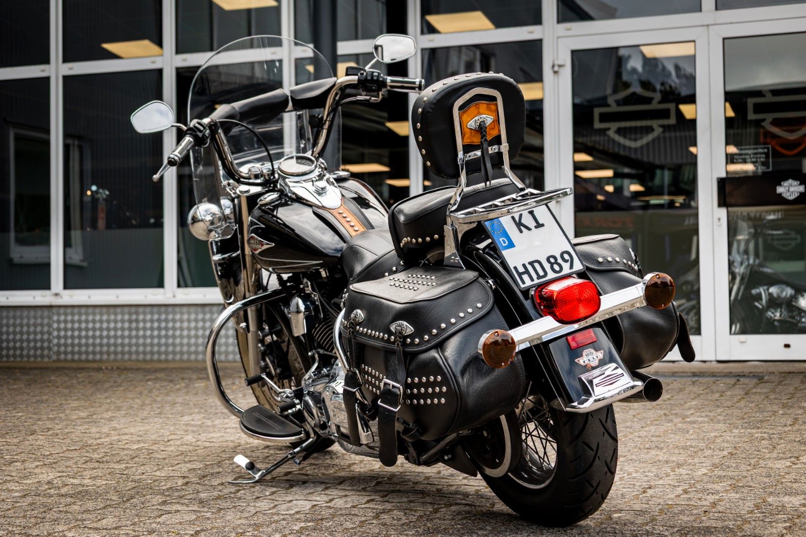 Fahrzeugabbildung Harley-Davidson Heritage Classic FLSTC 96cui - Remus -