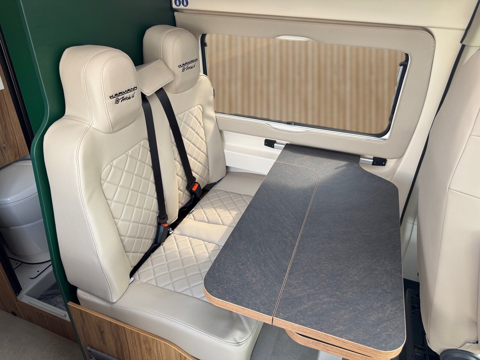 Fahrzeugabbildung Karmann Dexter 581 140 PS und Concept Paket