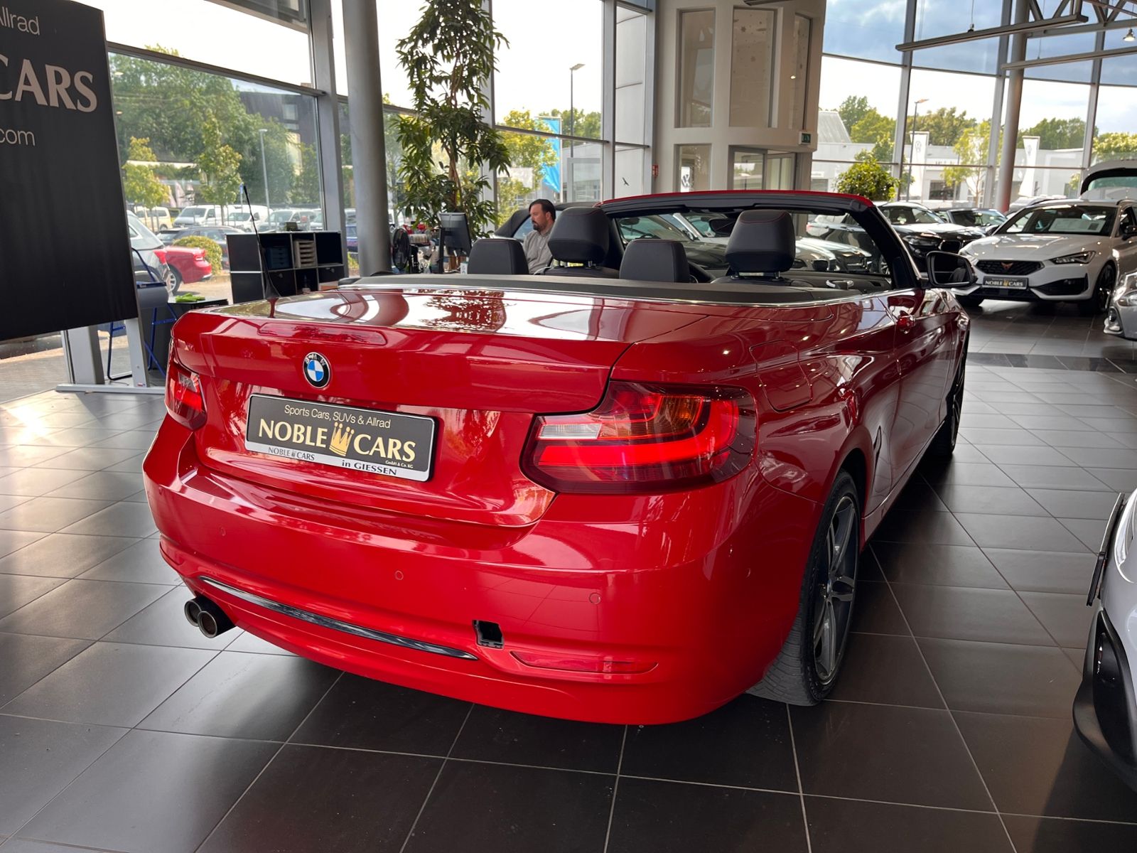 Fahrzeugabbildung BMW 220d Cabrio KLIMA NAVI ALU